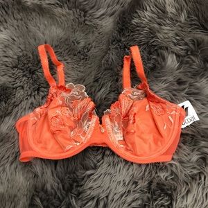 Wacoal Floral Bra: Coral (PM1968)
